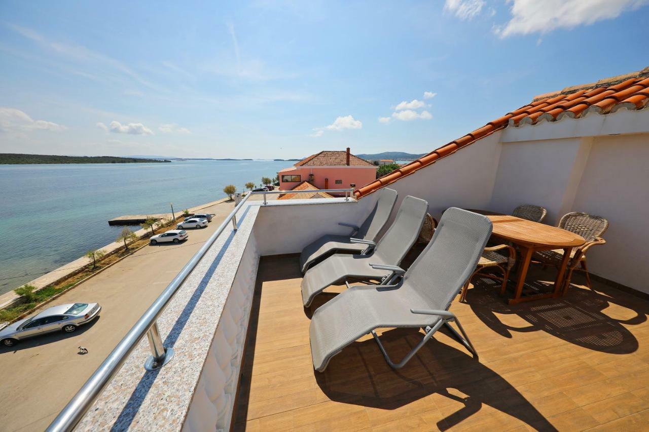 Apartmani Postimana Pašman Exterior foto
