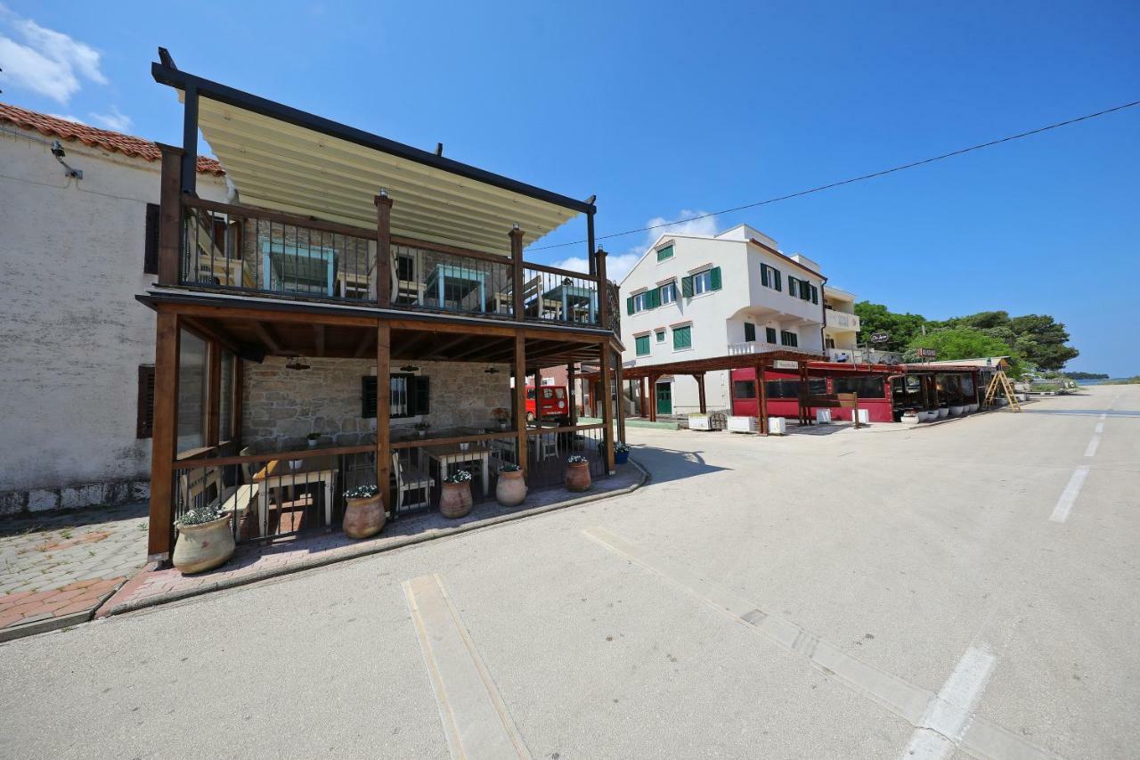 Apartmani Postimana Pašman Exterior foto